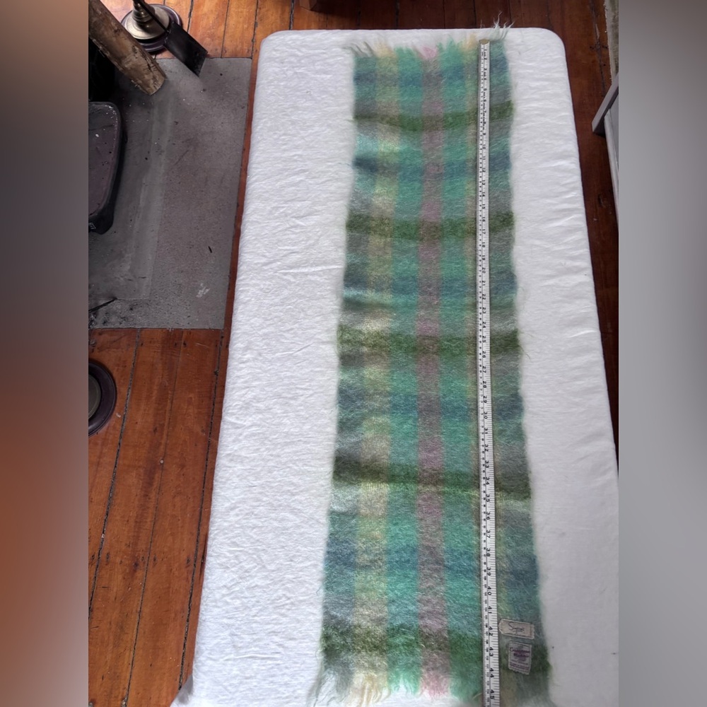 Vintage Simpsons Creagaran Mill 100% Mohair From Scotland Multicolour 46”x11” - Picture 9 of 10